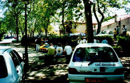 Pausa de migdia a Auravila